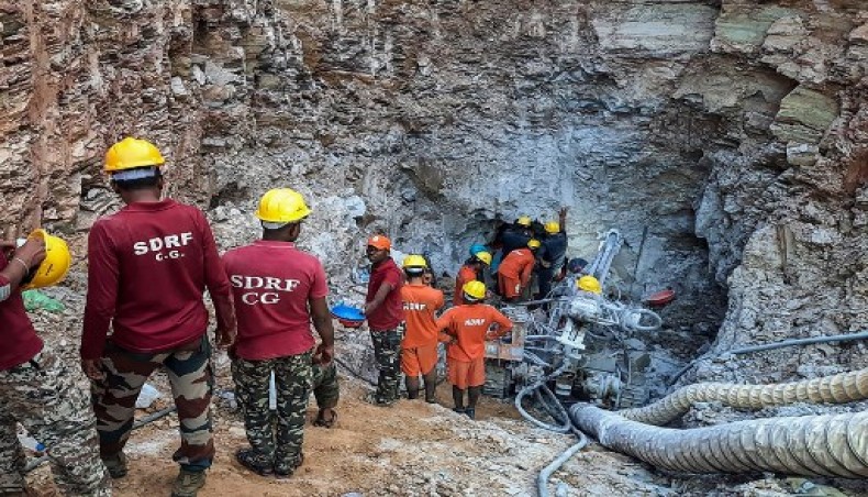 Emergency workers rescue Indian boy after four days in well