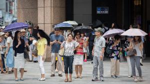 Japan: Deadly heat wave continues as temperatures near 40C in Tokyo