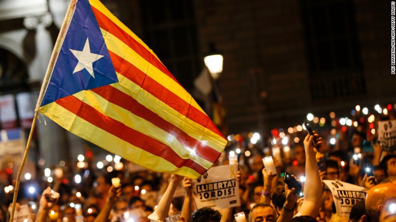 Catalonia crisis: Spanish prime minister wants region's leaders removed