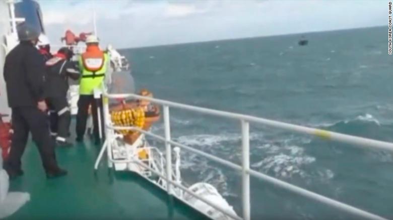 South Korean coast guard fires 250 rounds at Chinese fishing ships