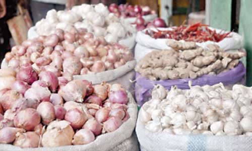 Garlic prices pushed up ahead of Ramadan