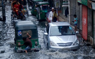 Heavy rainfall disrupts city life