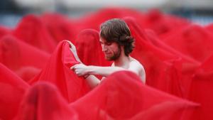 Arts Hundreds strip off in Melbourne for controversial mass nude photos