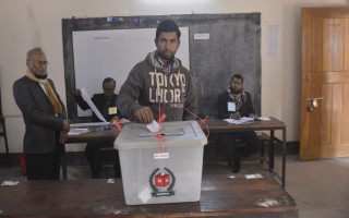 Voting in JS polls underway amid intimidation