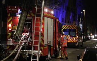 Seven dead in Paris building blaze: fire service