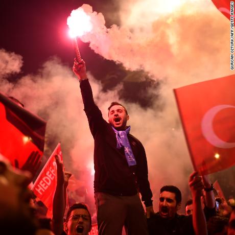 Turkey elections: Recep Tayyip Erdogan re-elected president