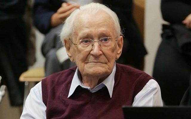 'Bookkeeper of Auschwitz' Oskar Groening dies before serving sentence