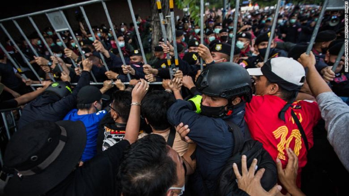 Thailand announces emergency decree to quell pro-democracy protests