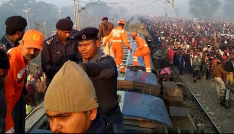 Seven die as train derails in India’s Bihar