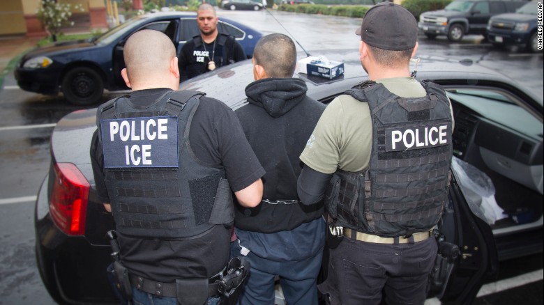  Trump admin sets stage for mass deportations