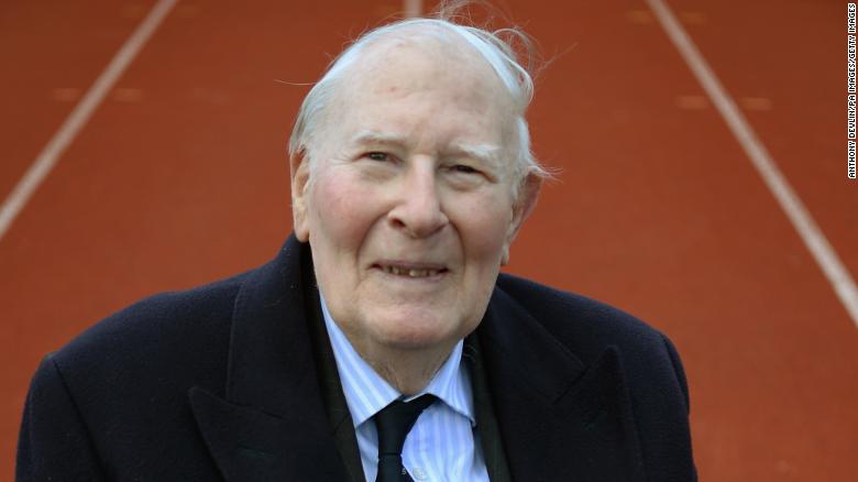Sir Roger Bannister, broke the four-minute-mile barrier, dies at 88