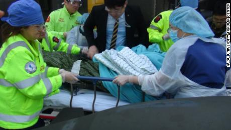 North Korean soldier: Surgeon says defector 'was like a broken jar'