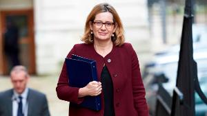 UK home secretary resigns over immigration scandal