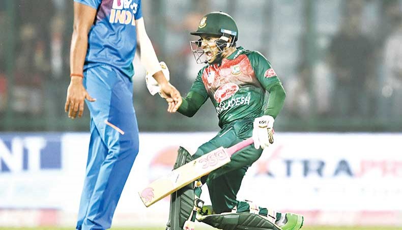 Bangladesh draw first blood in India