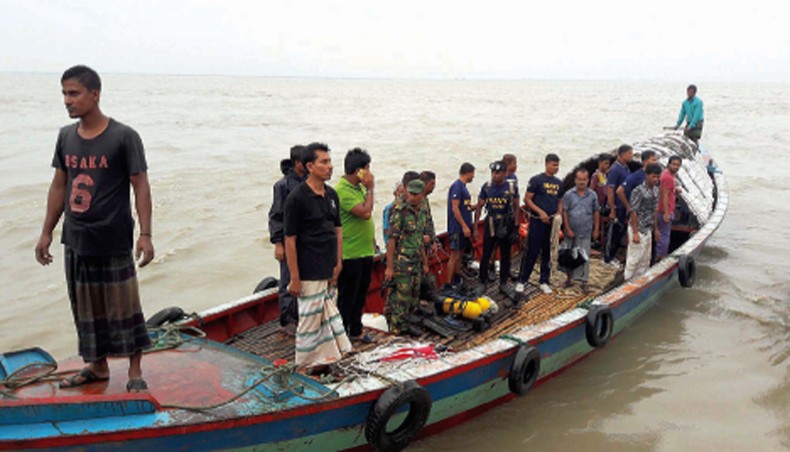 15 people missing, 25 injured as three launches capsize in river Padma 