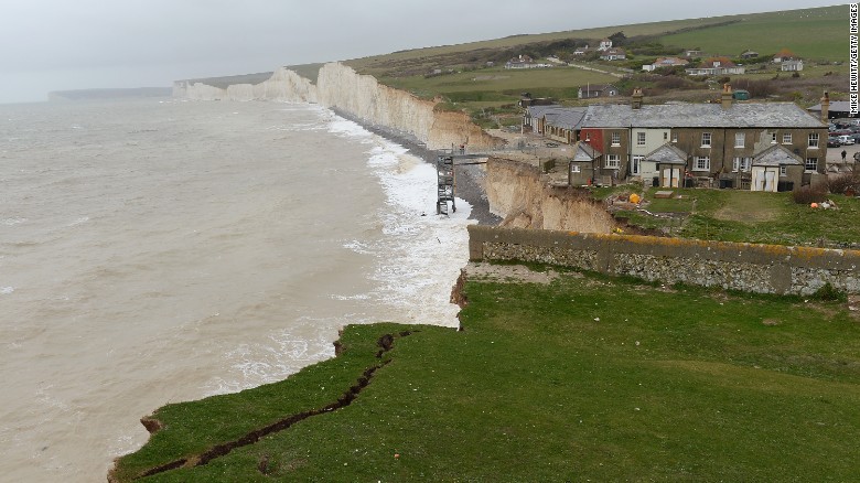 Mysterious 'chemical haze' envelops UK coast, affecting at least 150 people