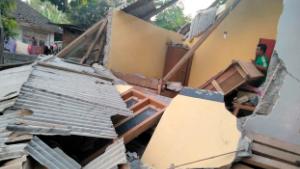 Earthquake kills 14 on tourist island of Lombok in Indonesia
