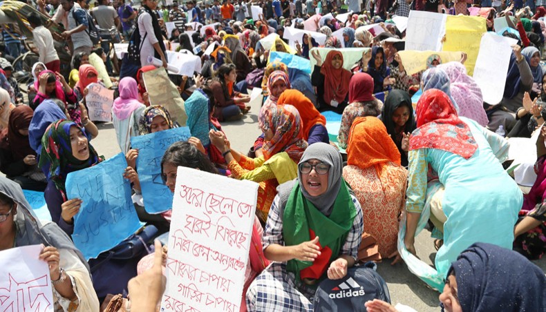 DEATH OF SAU STUDENT Students continue protests in Sylhet, boycott class, exam