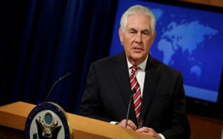 Tillerson to deliver warning in Myanmar over Rohingya crisis