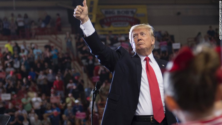 Trump rallies supporters in Pennsylvania on night of correspondents' dinner
