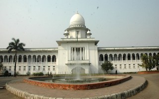 Bangladesh HC orders monthly wages for public bus drivers