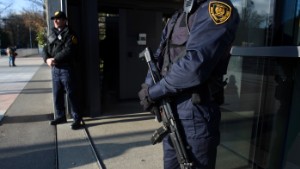 Geneva police hunting 5 suspects related to Paris attacks, source says