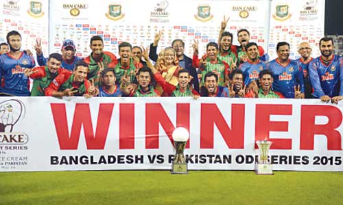 Tigers pile on Pak miseries