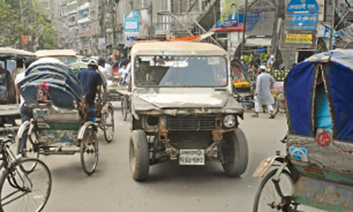 Run-down buses, other vehicles causing safety hazards.