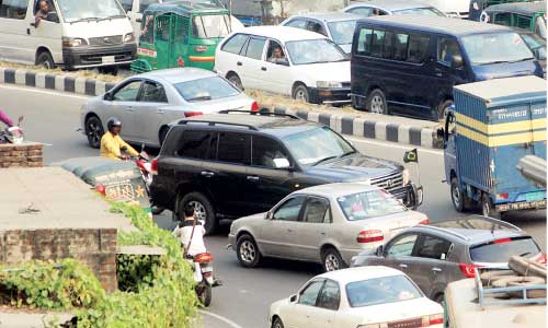 Menacing increase in driving on wrong side of capital’s roads