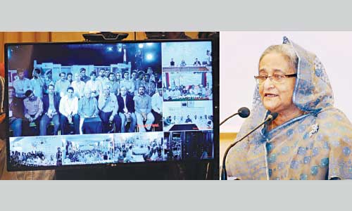 PM asks telcos to cut internet service prices
