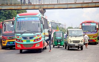 Buses resume services on 3rd day of COVID-19 restrictions