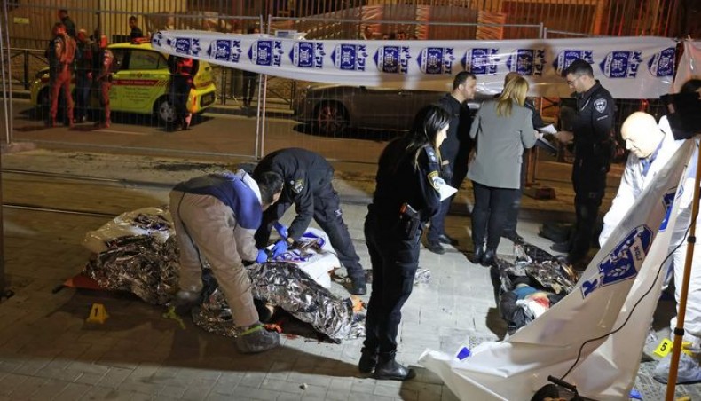 Seven Israelis killed in Jerusalem synagogue attack by Palestinian