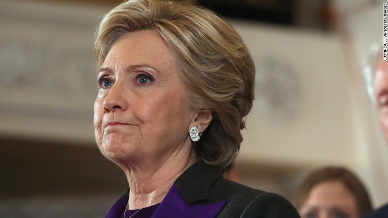 Hillary Clinton's lead in popular vote nears 2 million