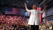 Clinton, Sanders meet; Clinton wins D.C. primary