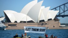 Bill would ban refugees from settlement in Australia, PM says