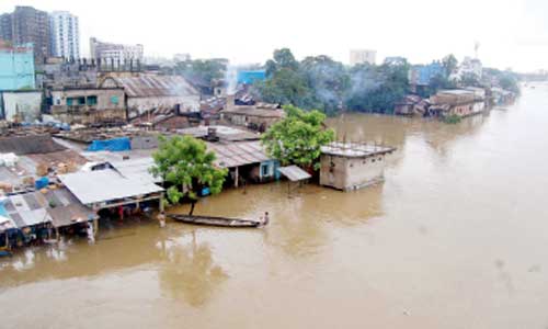 Miseries multiply as floods worsen further
