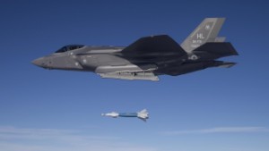 New Air Force F-35 Lightning II fighter jets drop first bombs