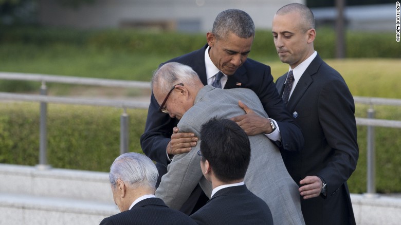 Obama in Hiroshima calls for 'world without nuclear weapons'
