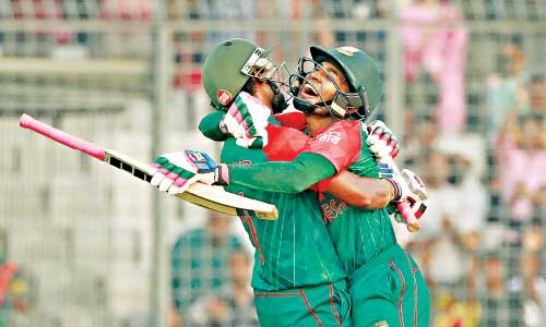 Sakib, Mushfiq raze Zimbabwe