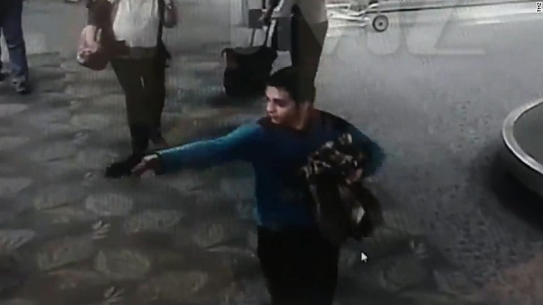 Video shows moment Fort Lauderdale airport gunman opened fire