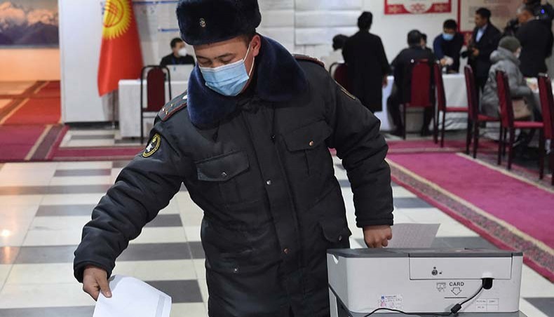 Kyrgyzstan goes into parliamentary polls amid fear of unrest