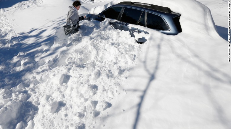Blizzard is over on East Coast, but Monday travel could be daunting