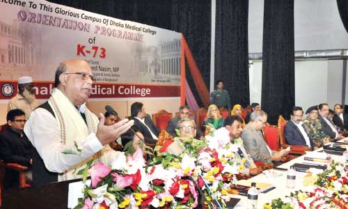 Medical students asked to discard politics