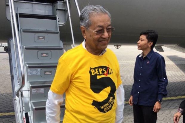 Dr Mahathir heading to Bersih 5 rally