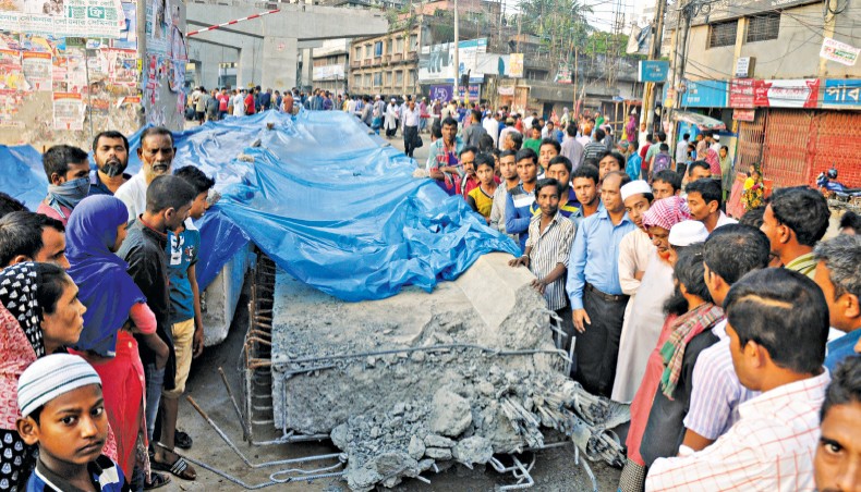 MOGHBAZAR-MOUCHAK FLYOVER One killed, two injured as girder collapses 