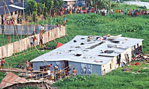  11 killed as two-storey tin house caves in 