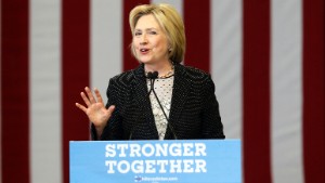 Clinton closing in on running mate search