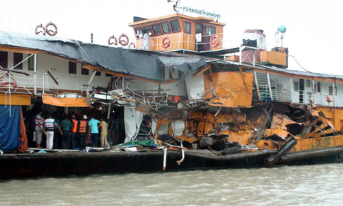 Launch-Steamer collision in Barisal leaves 5 dead